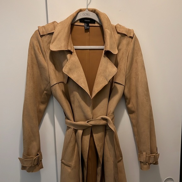 FOREVER 21 • CAMEL SUEDE DRAPED TRENCH COAT • SMALL - Picture 3 of 4